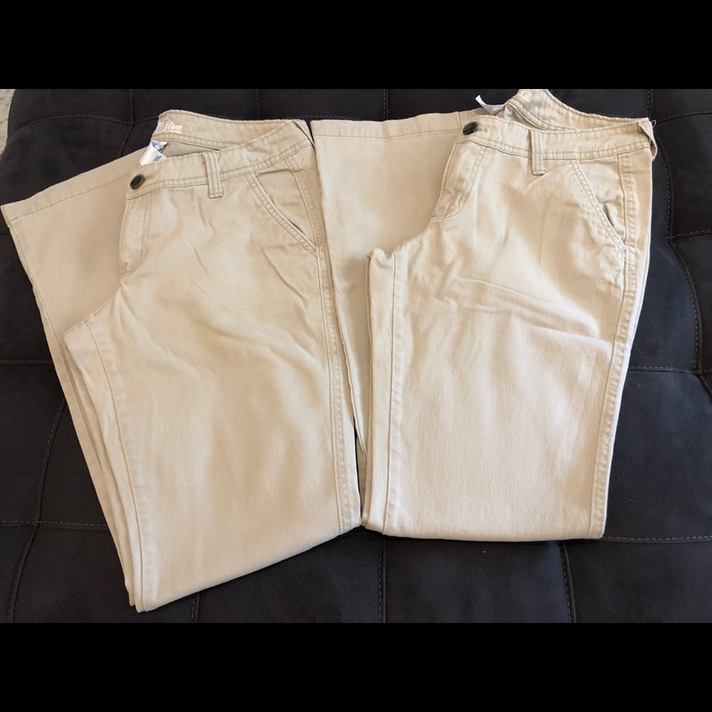 Old Navy Diva Size 4 Average Khaki Pants Bundle